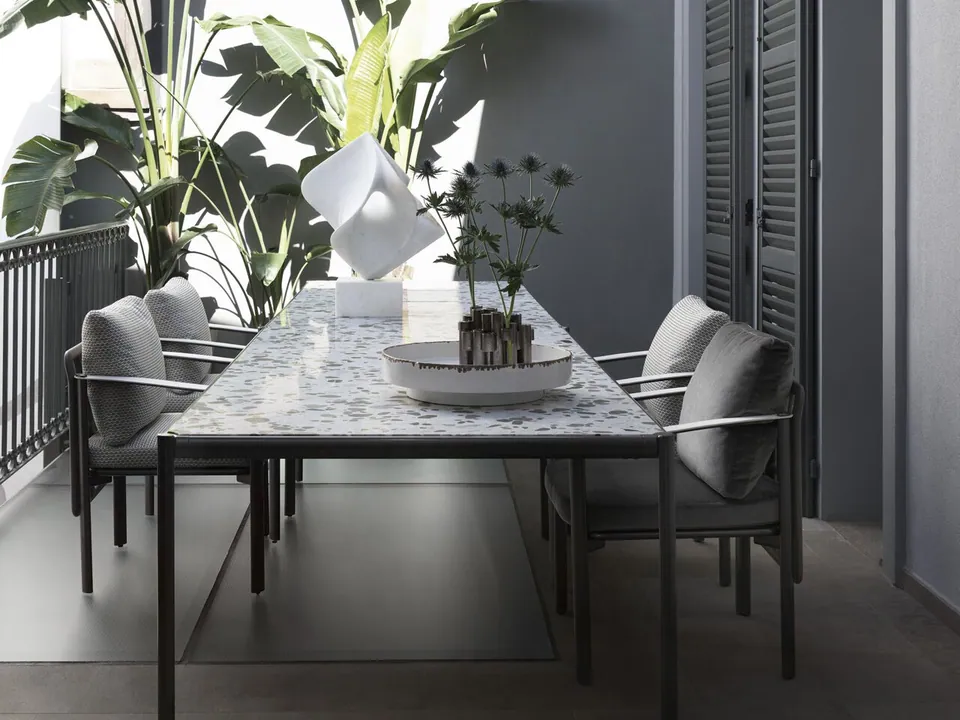 Giorgetti Oasi stem ceramic vase, photographed for the catalogue